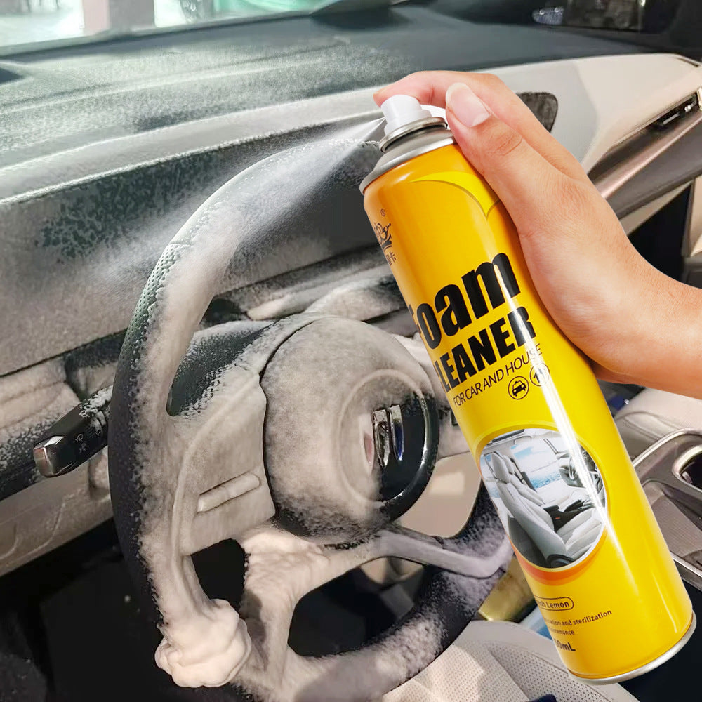 Snažna pjena za čišćenje unutrašnjosti automobila – dekontaminacija bez ispiranja
